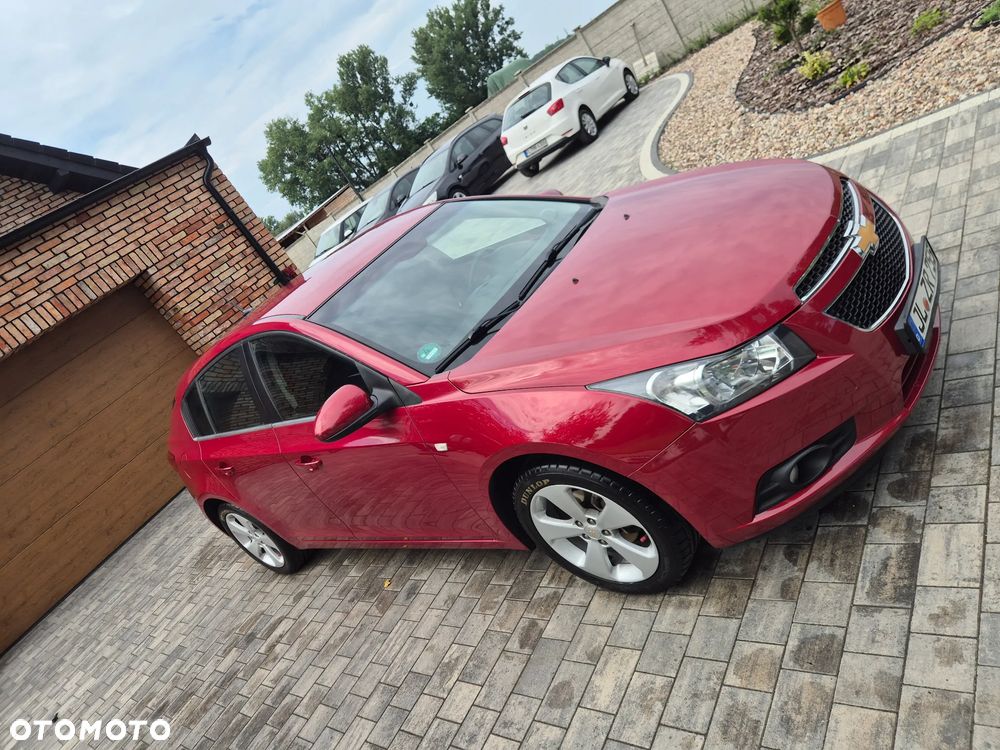 Chevrolet Cruze 1.8 LTZ+ - 14