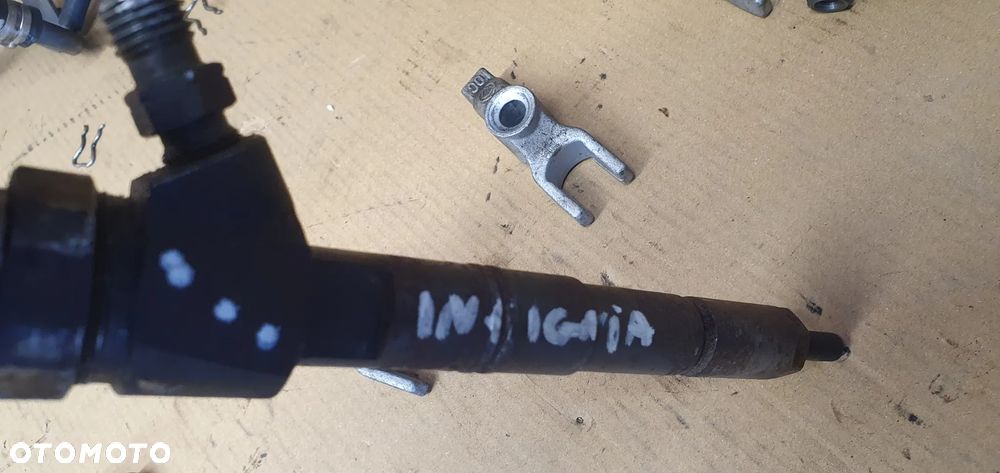 Wtryskiwacze wtryski układ wtryskowy paliwa zestaw pompa listwa Opel Insignia A 2.0 CDTI - 30