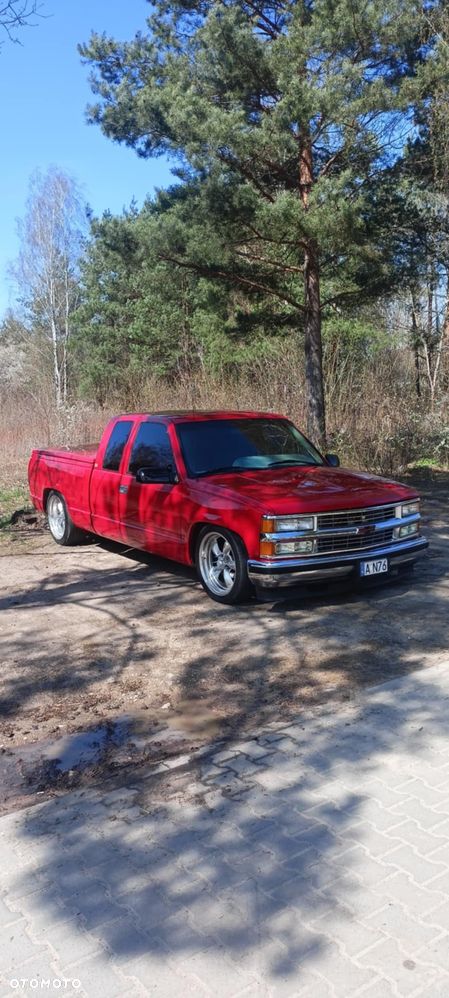 Chevrolet Silverado - 1