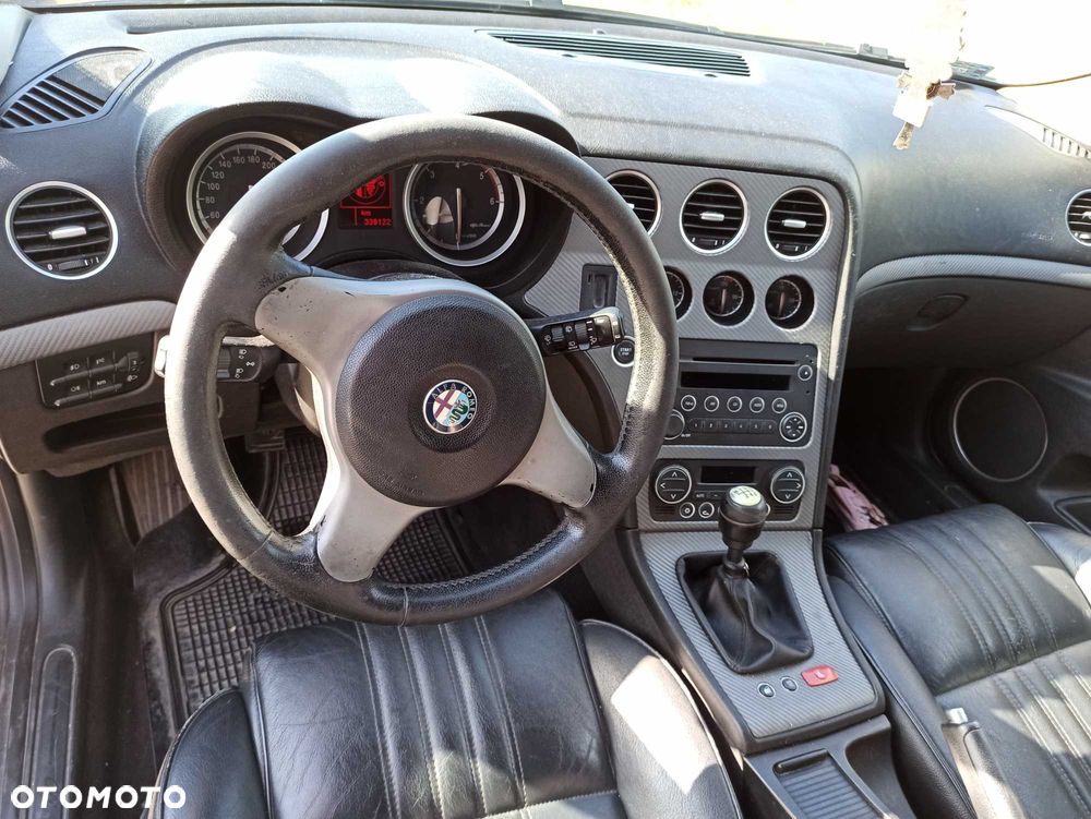 Alfa Romeo 159 - 8