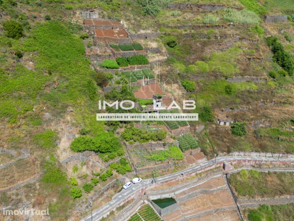 Terreno com 1501m2 - Caldeira - Câmara de Lobos - Grande imagem: 5/15