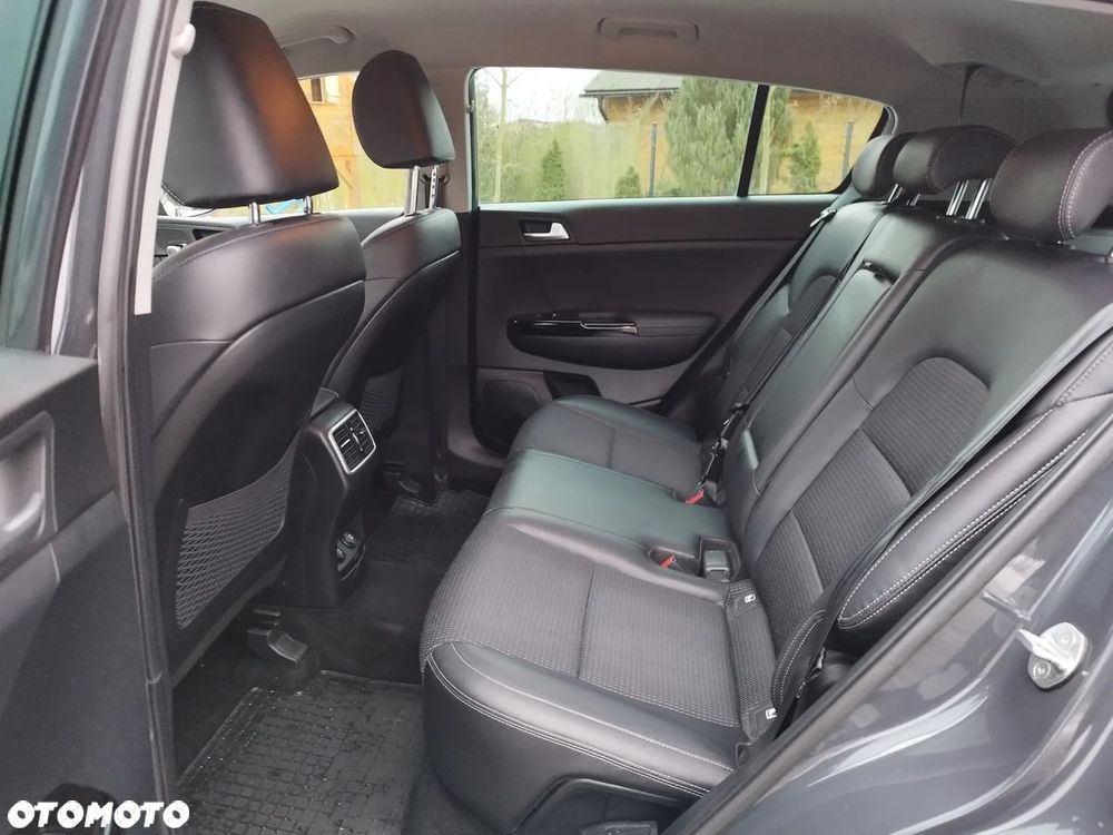Kia Sportage 1.6 CRDI MHEV Black Edition Plus 4WD DCT - 6