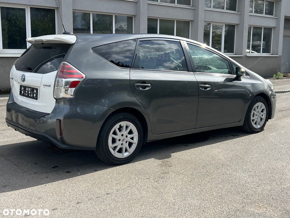 Toyota Prius+ (Hybrid) Executive - 3