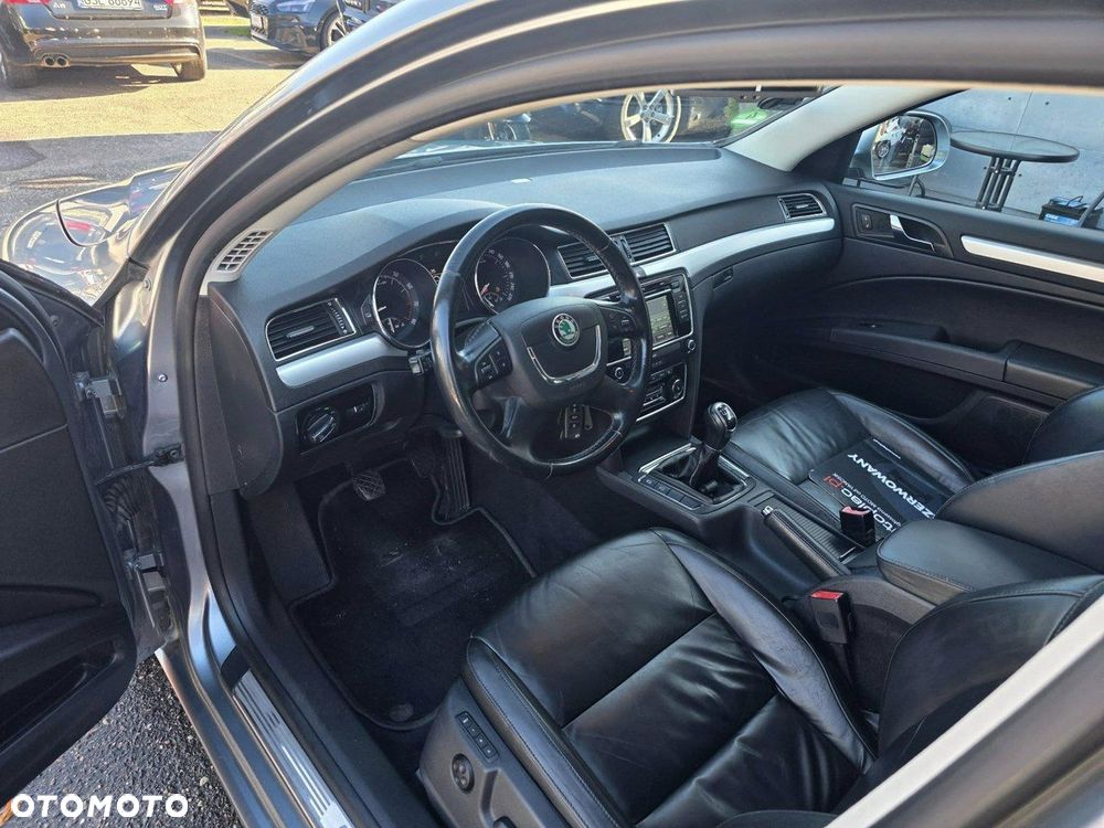 Skoda Superb Combi 1.8 TSI Elegance - 6