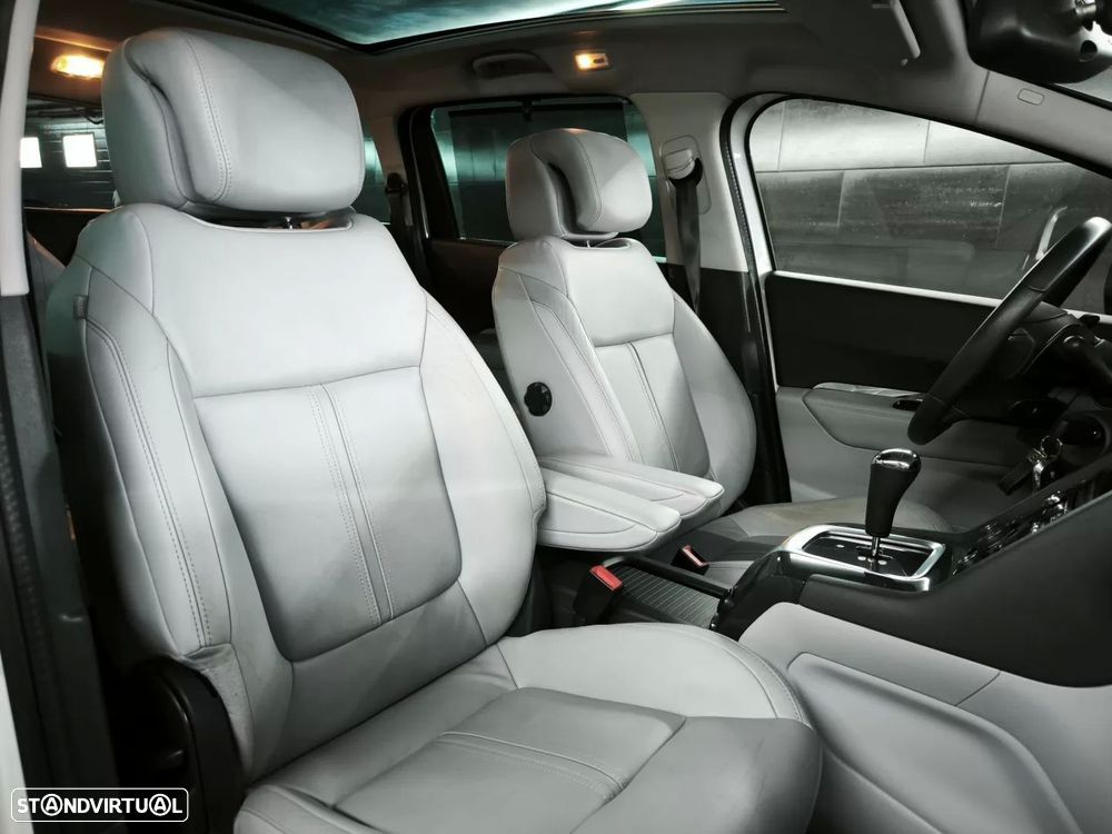 Peugeot 5008 1.6 E-HDi 5L Allure 2-Tronic - 27