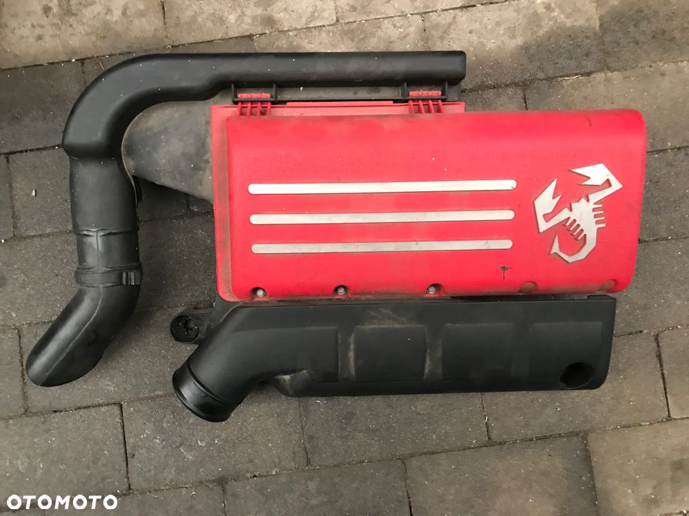 Obudowa filtra powietrza Fiat 500 ABARTH 1.4 - 1