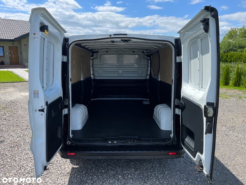 Renault Trafic - 15
