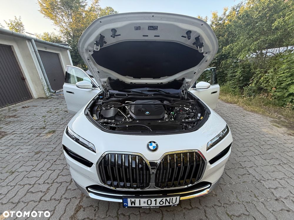 BMW Seria 7 - 18