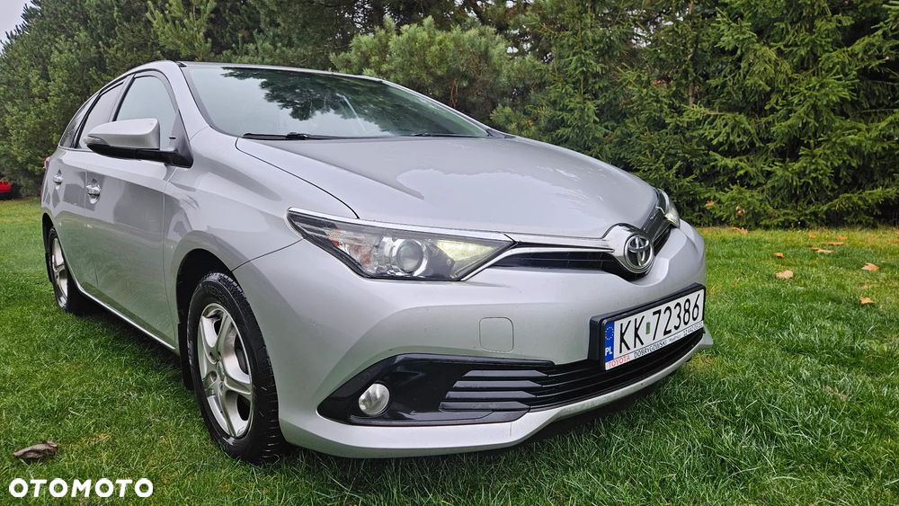 Toyota Auris 1.6 Classic Plus - 6