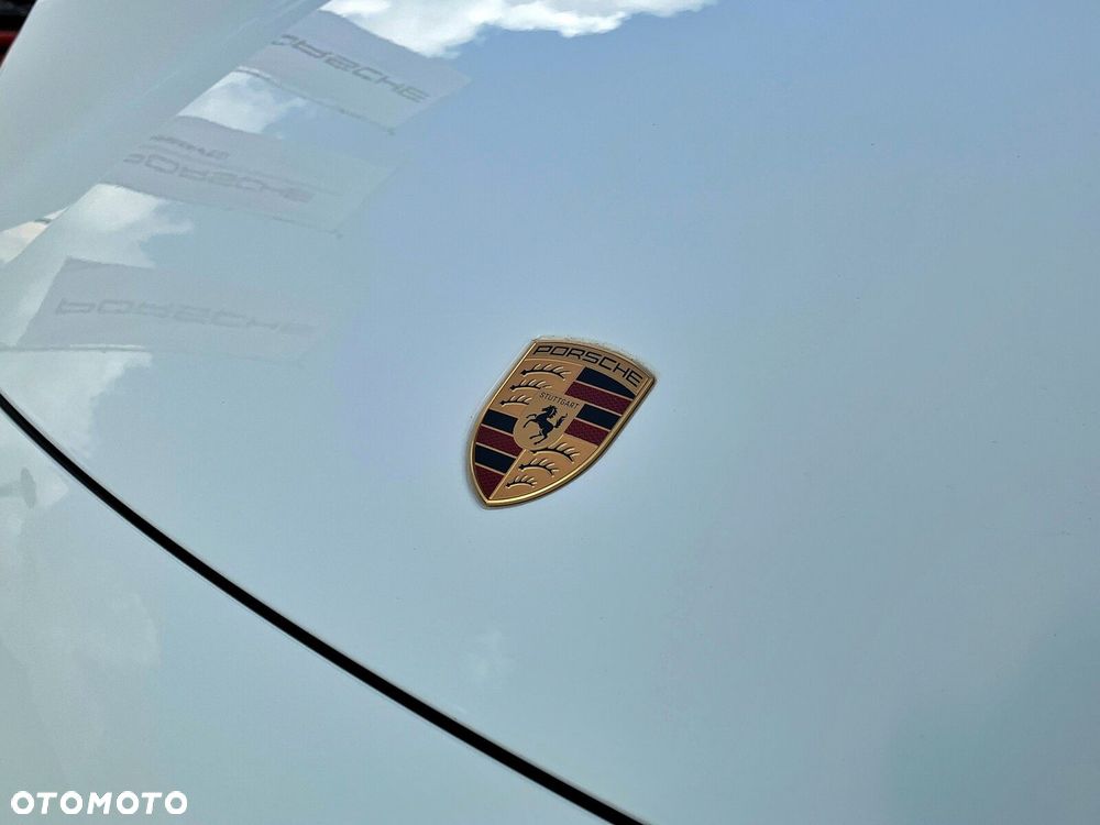 Porsche Macan - 33