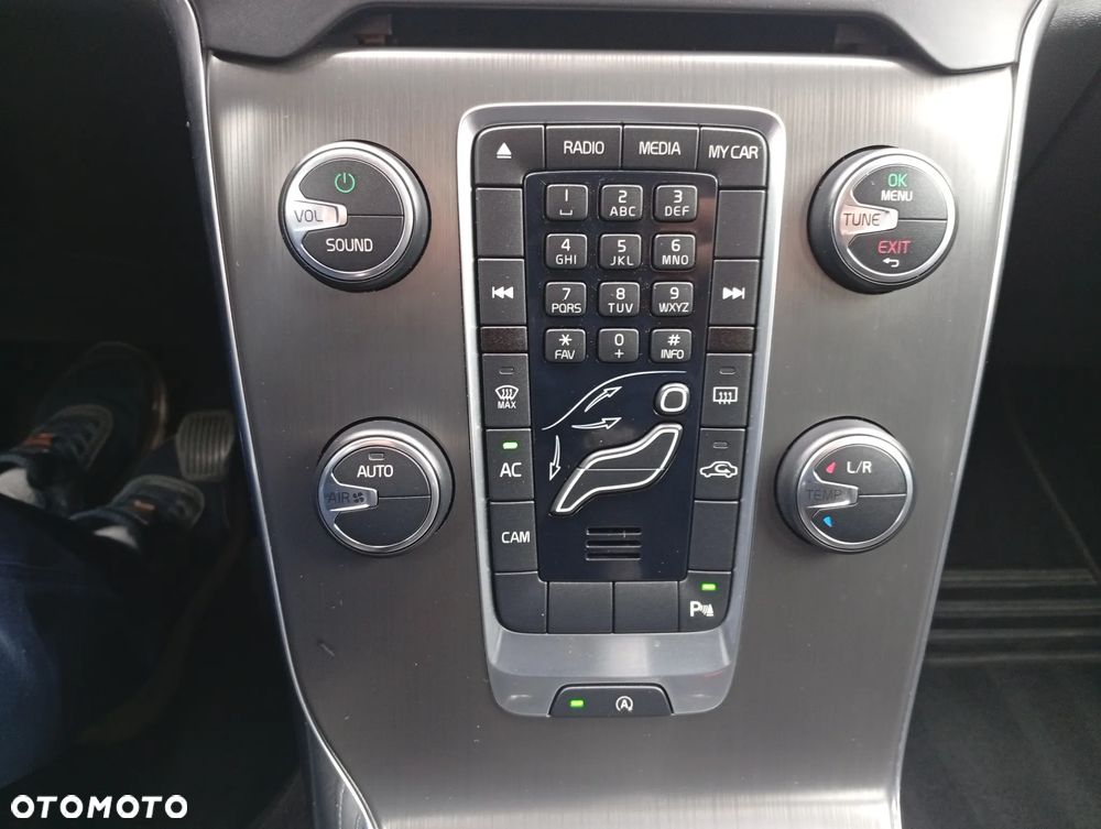 Volvo V40 D2 Kinetic - 35