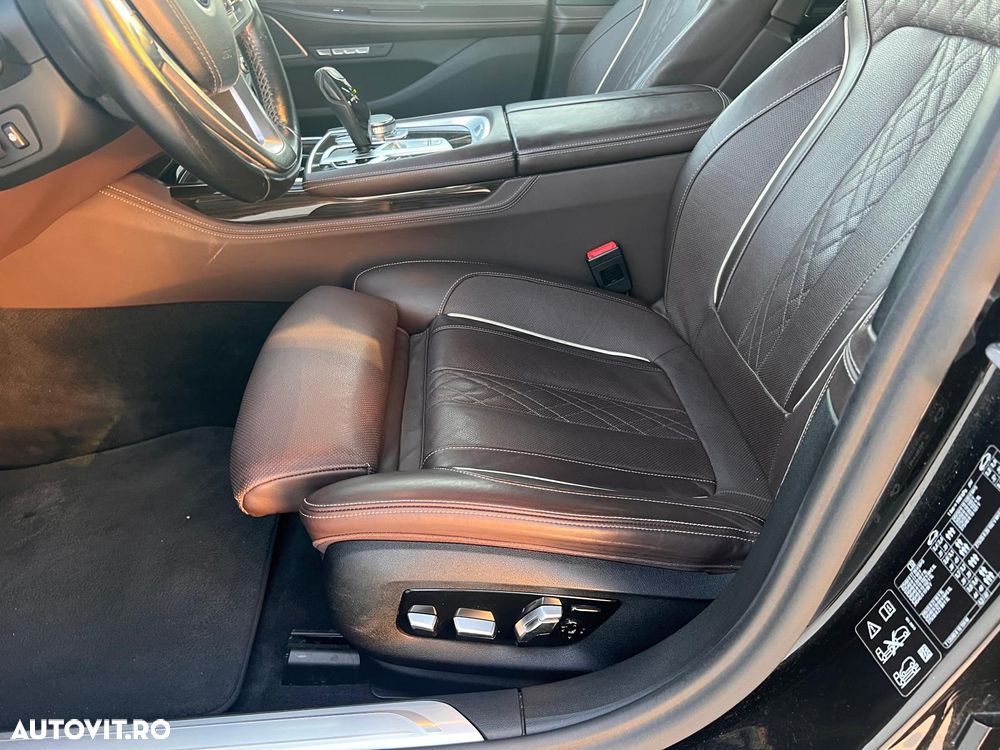 BMW Seria 7 730d xDrive - 17