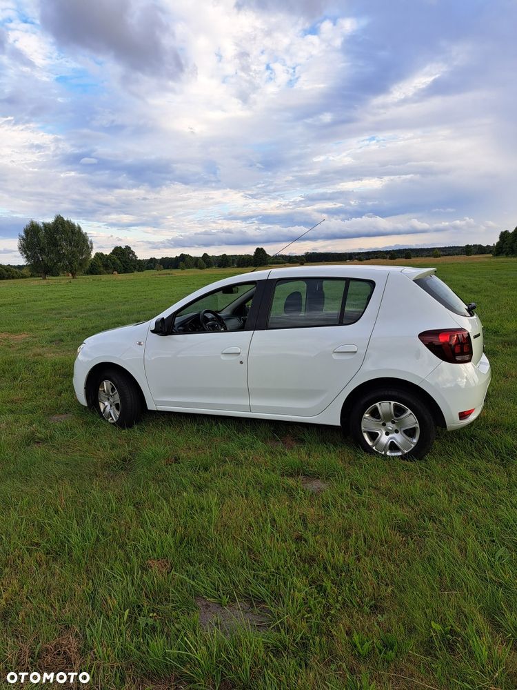 Dacia Sandero - 4