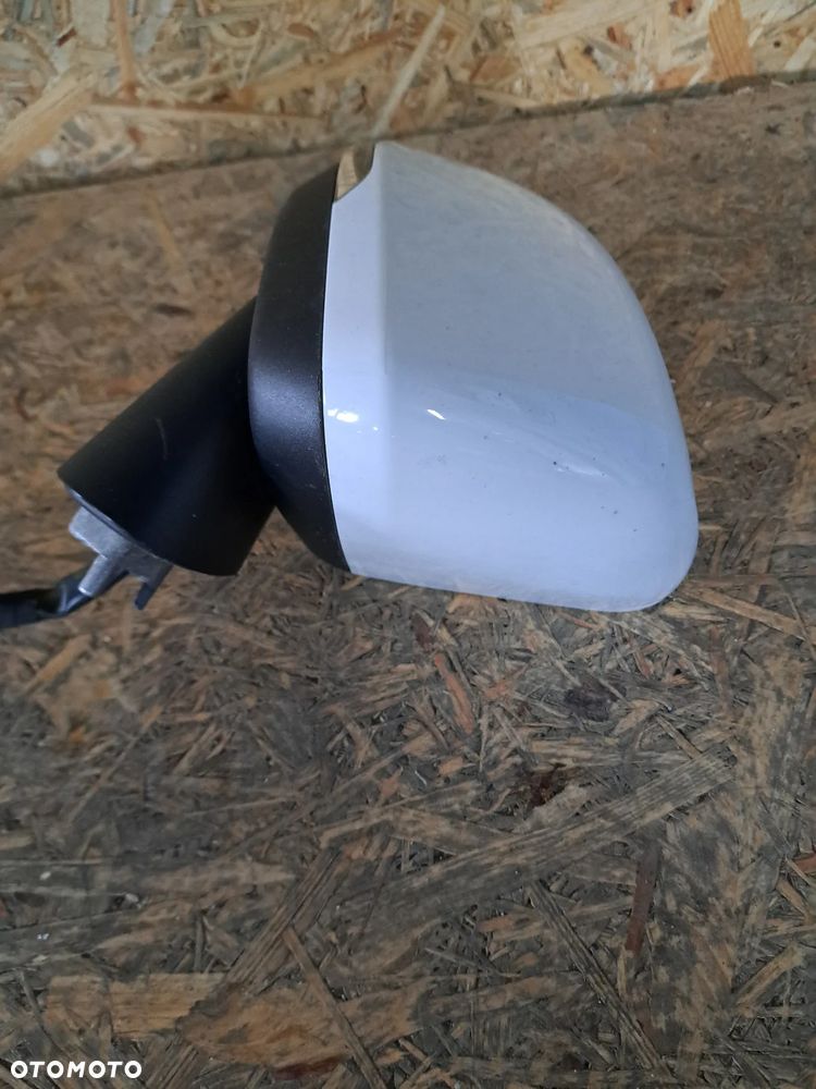 Volvo XC40 lusterko prawe zewnętrzne kod lakieru 614  11pin - 3