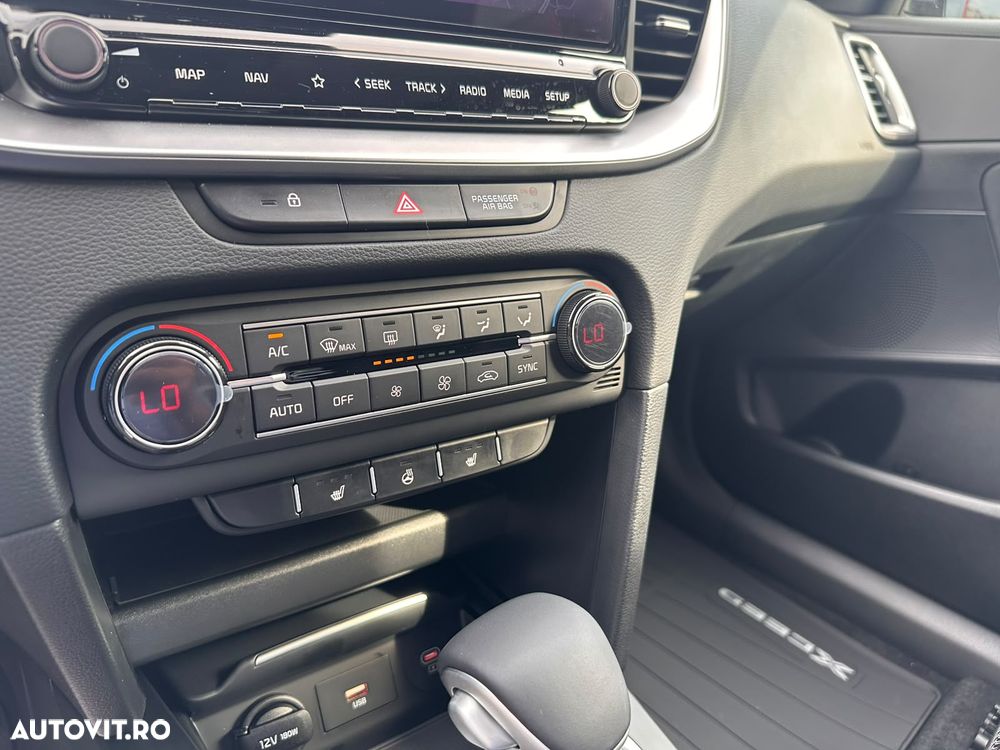 Kia XCeed 1.6 T-GDI 7DCT City - 13
