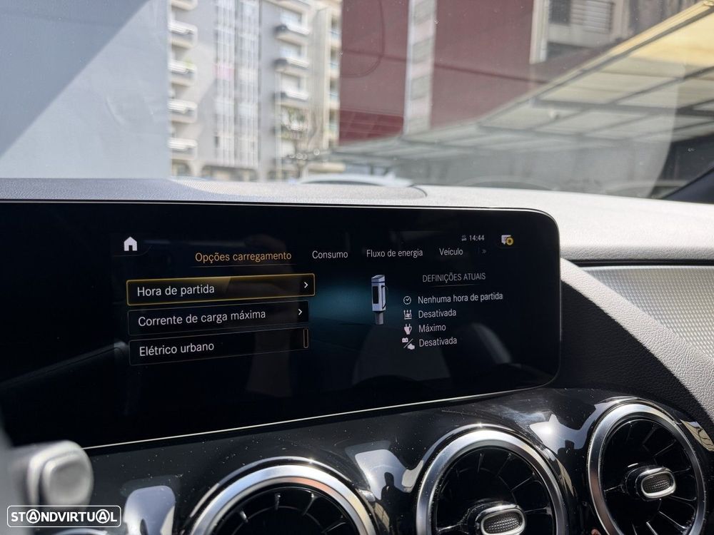 Mercedes-Benz GLA 250 e 8G-DCT Progressive - 44