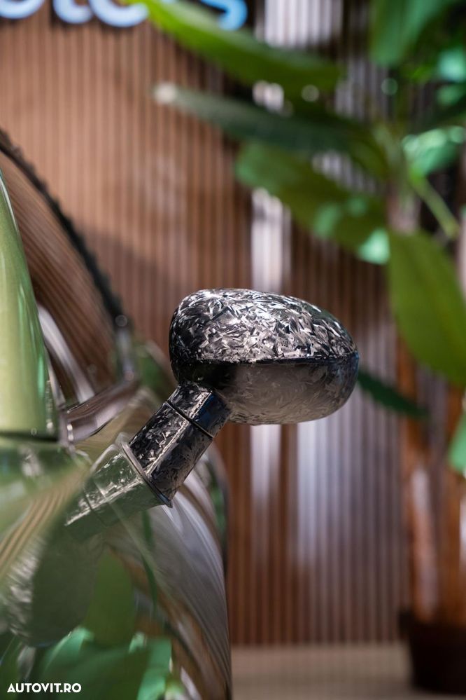 Dodge Challenger - 13