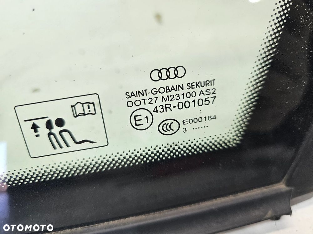 SZYBA KAROSERYJNA PRAWY TYŁ AUDI A3 8V4 2013 ROK POD CHROM - 7
