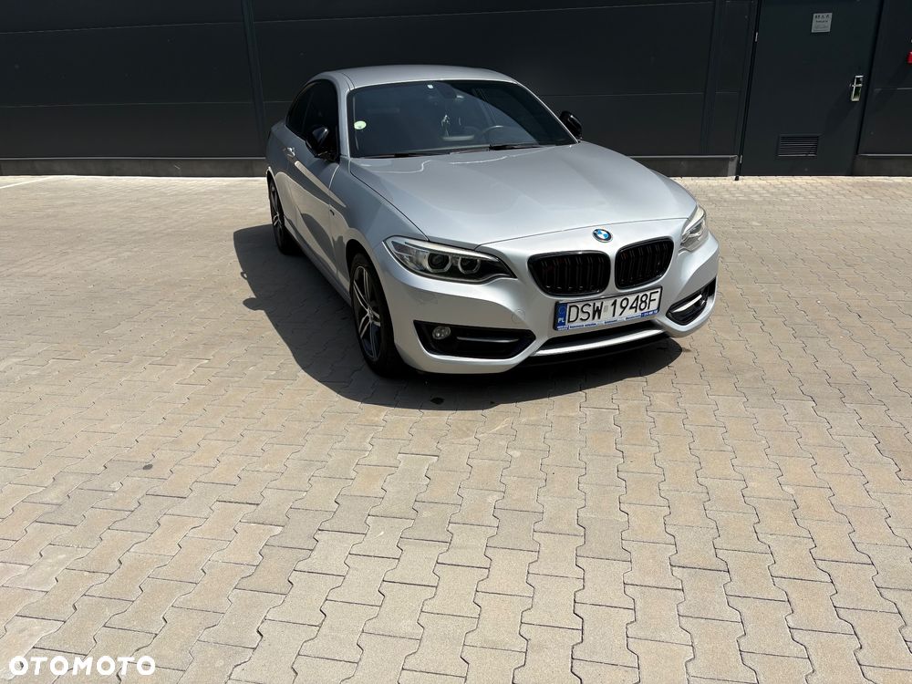BMW Seria 2 218d Sport Line - 11