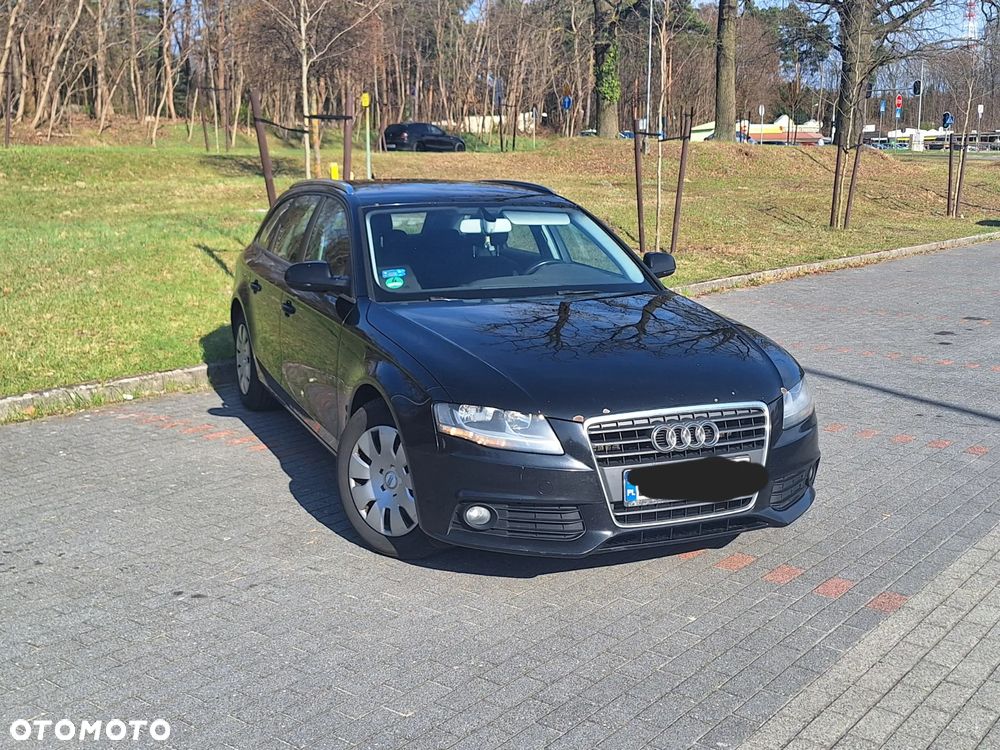 Audi A4 Avant - 1