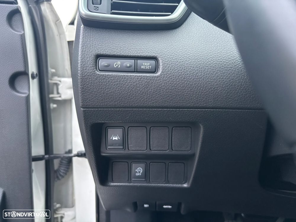 Nissan Qashqai 1.5 dCi N-Connecta Led - 19