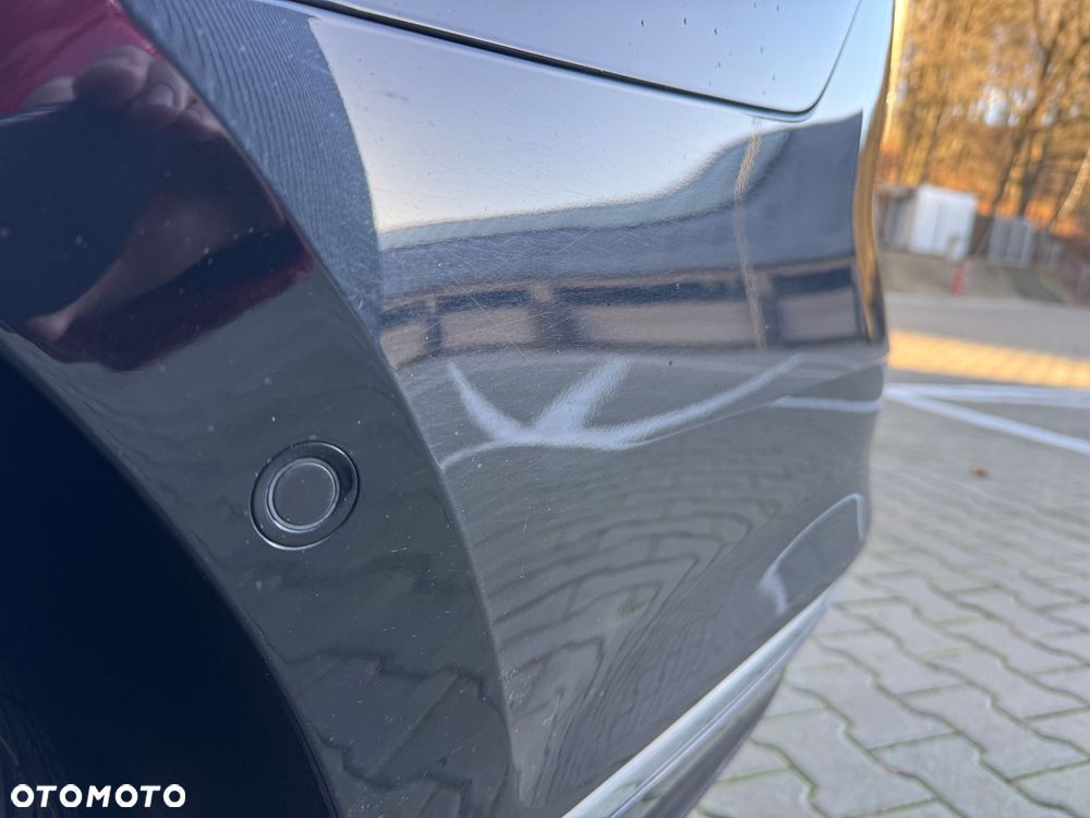 Volkswagen Passat 2.0 TDI SCR DSG Highline - 31