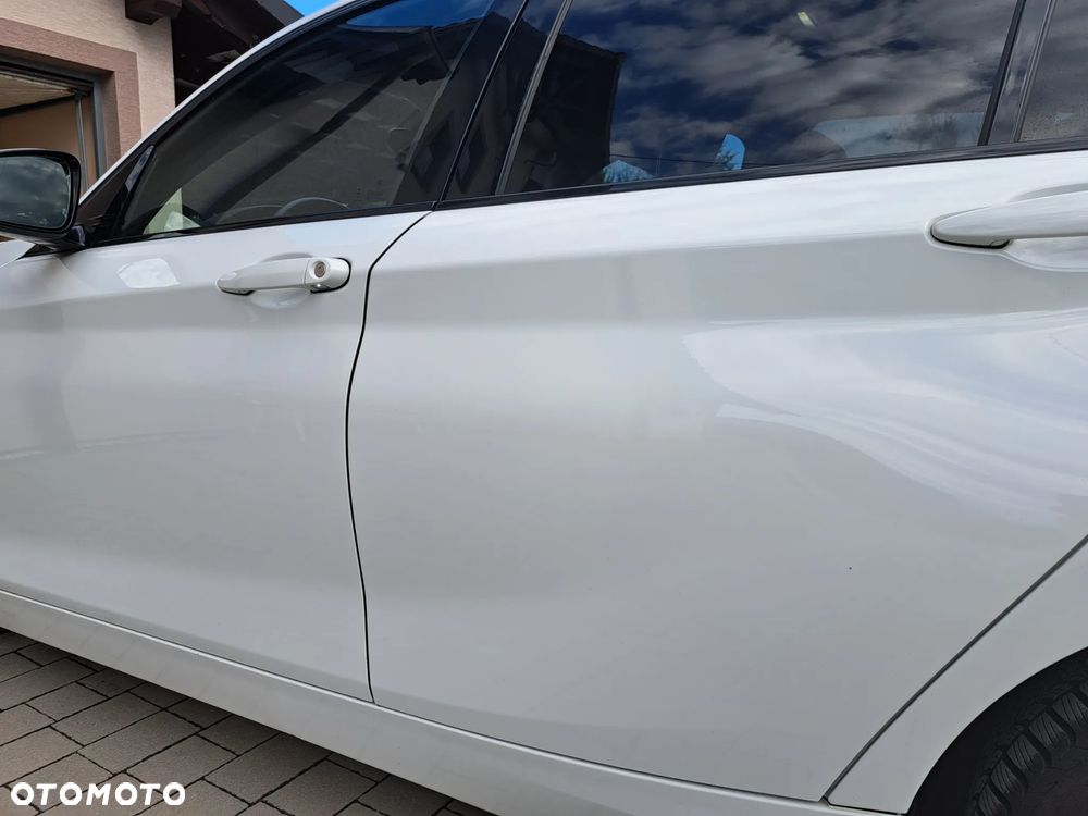 BMW Seria 1 118i Sport Line - 4