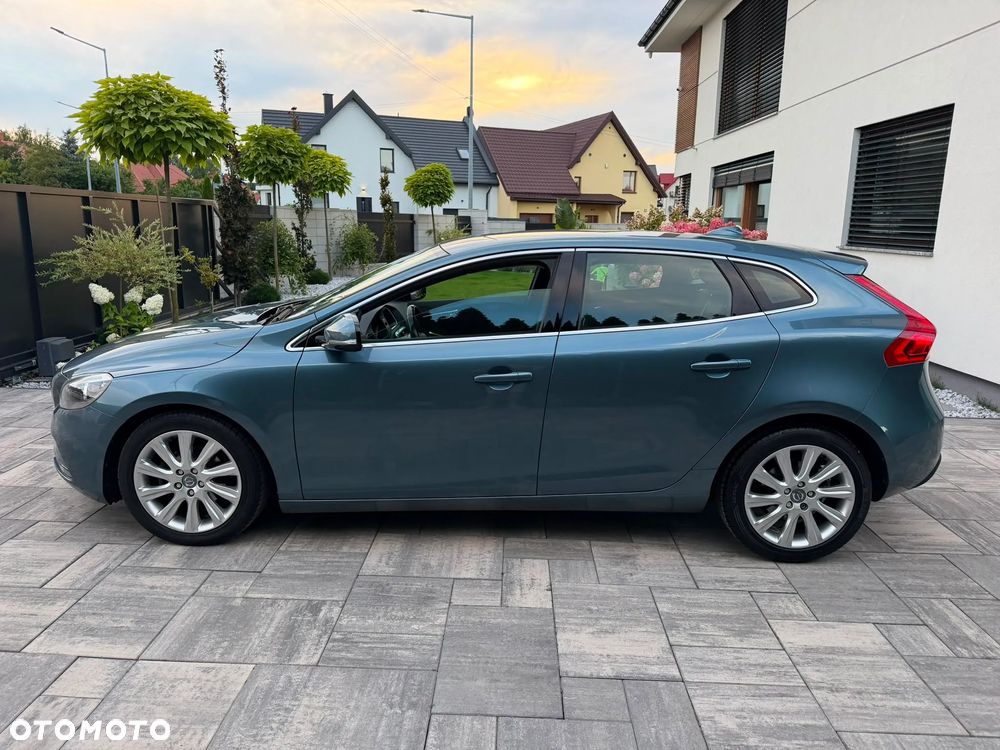 Volvo V40 D2 Summum - 40