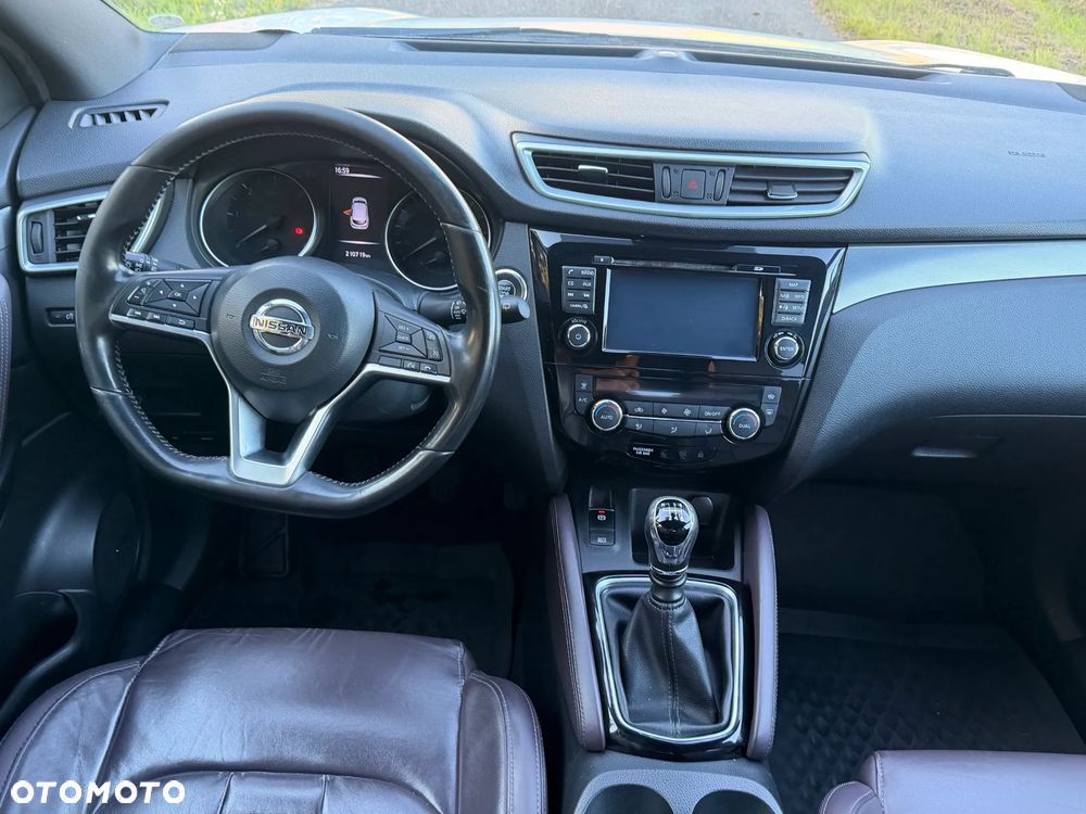 Nissan Qashqai - 10