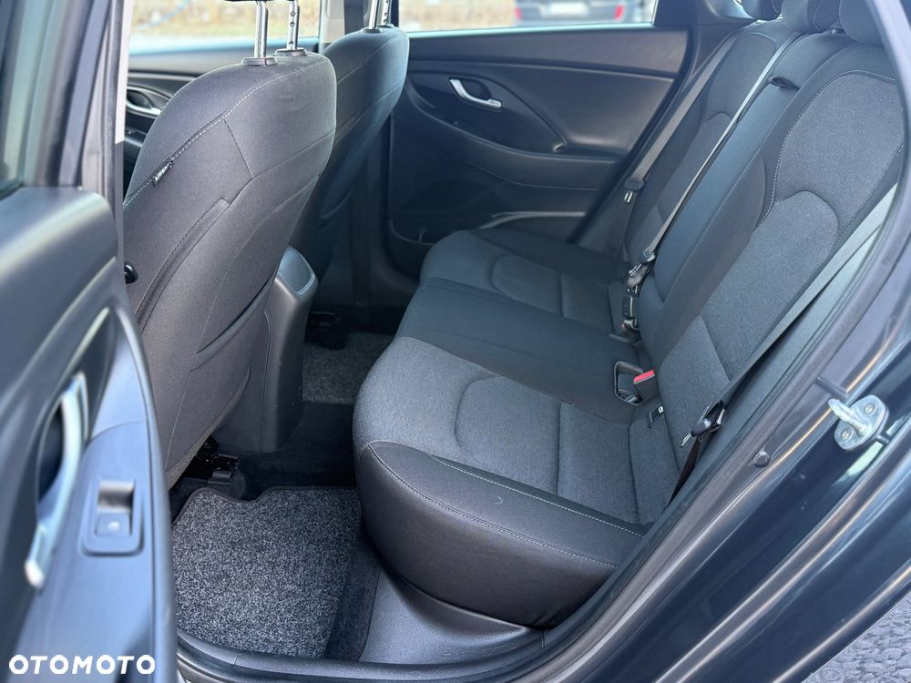 Hyundai i30 1.5 DPI Smart - 19