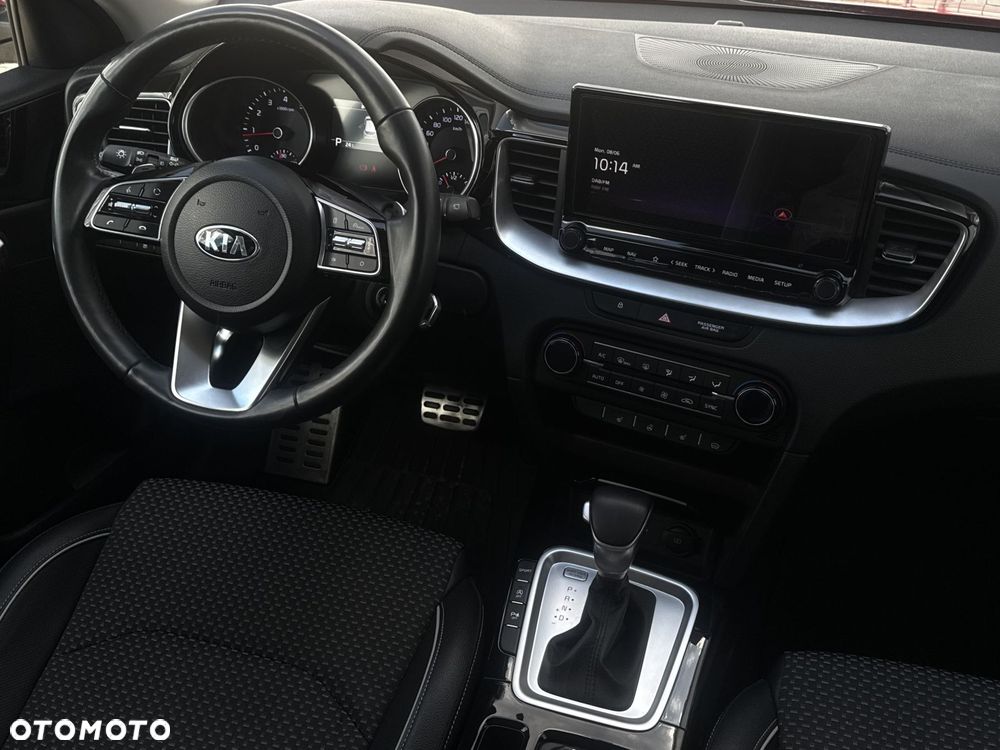 Kia Ceed 1.5 T-GDI Business Line Plus DCT - 17