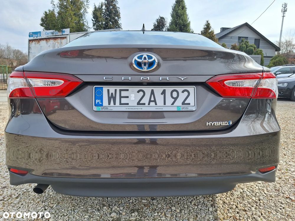 Toyota Camry 2.5 Hybrid Comfort CVT - 8