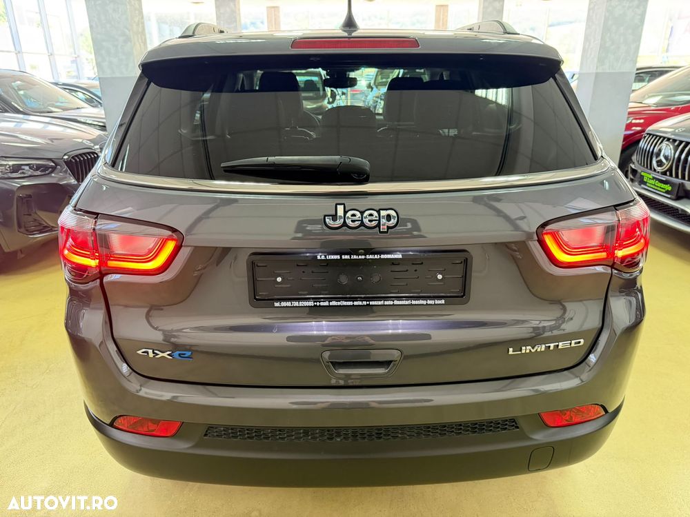 Jeep Compass - 10