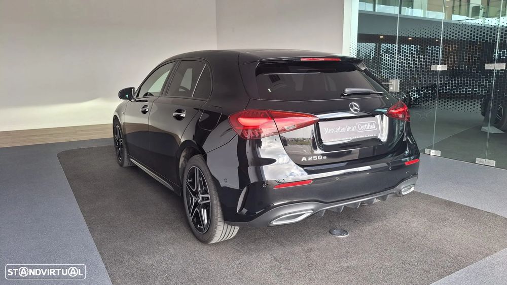 Mercedes-Benz A 250 e - 6