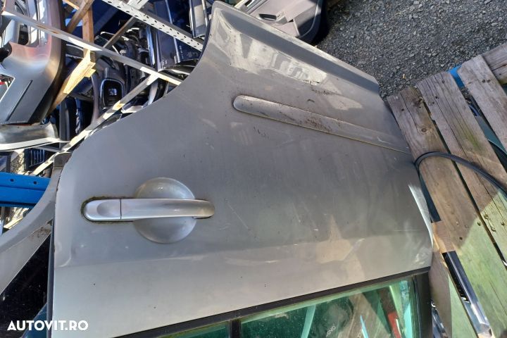 Usa / Portiera spate stanga Volkswagen VW Touran 1 [2003 - 2006] Mini - 2