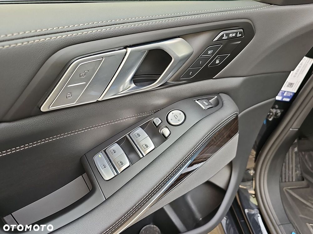 BMW X7 xDrive40d mHEV - 22