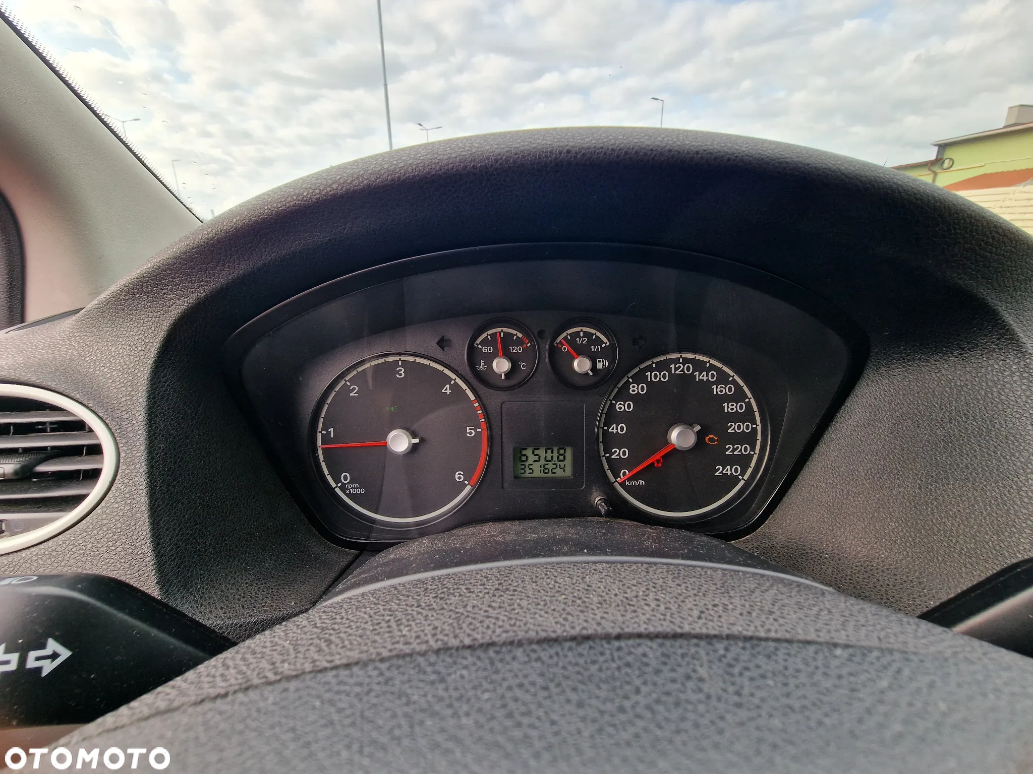 Ford Focus 1.6 TDCi Ghia - 14