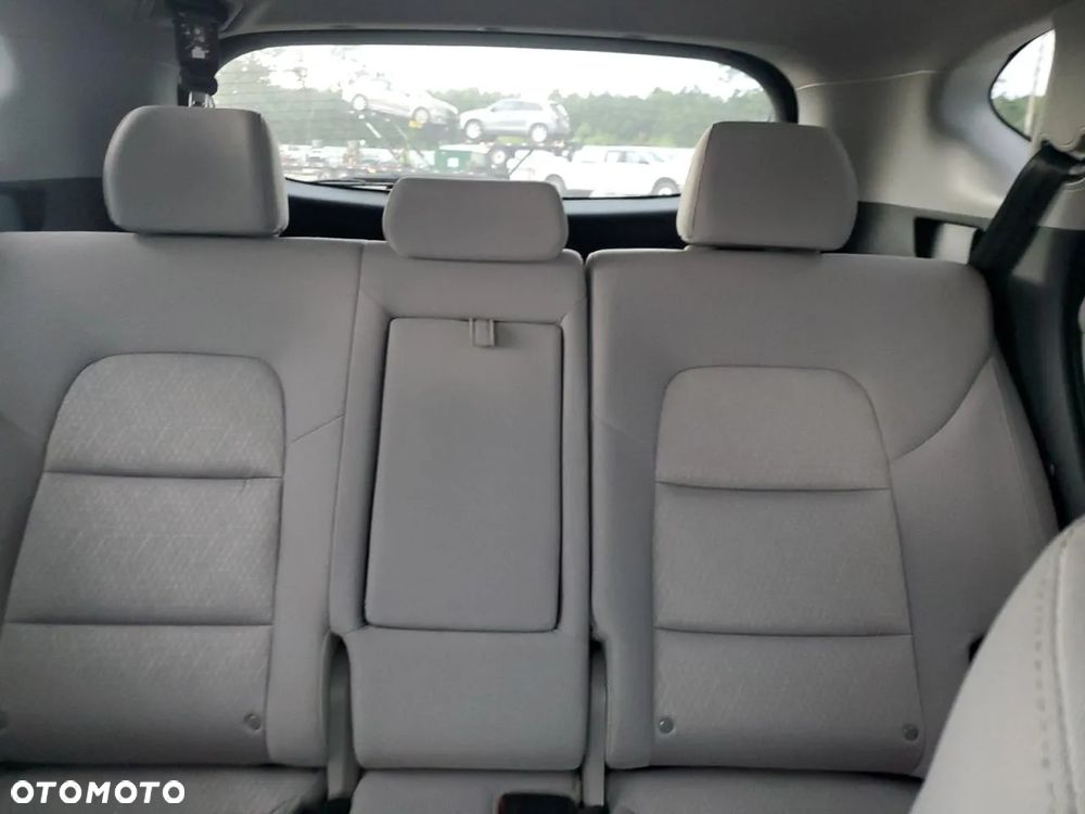 Hyundai Tucson - 10