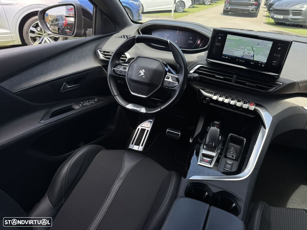 Peugeot 5008 1.5 BlueHDi GT EAT8 - 26