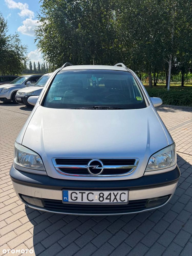 Opel Zafira - 2