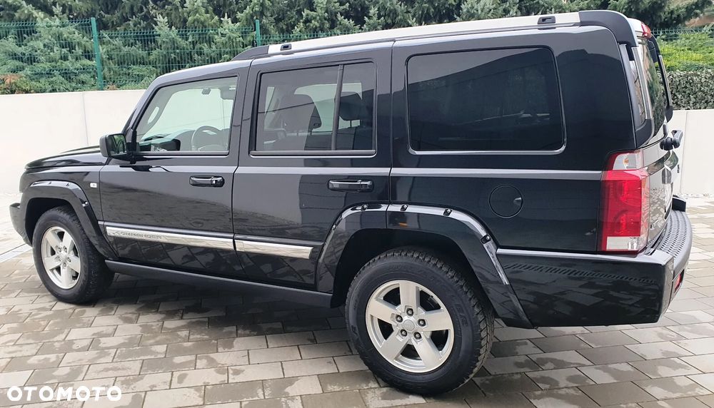 Jeep Commander - 1