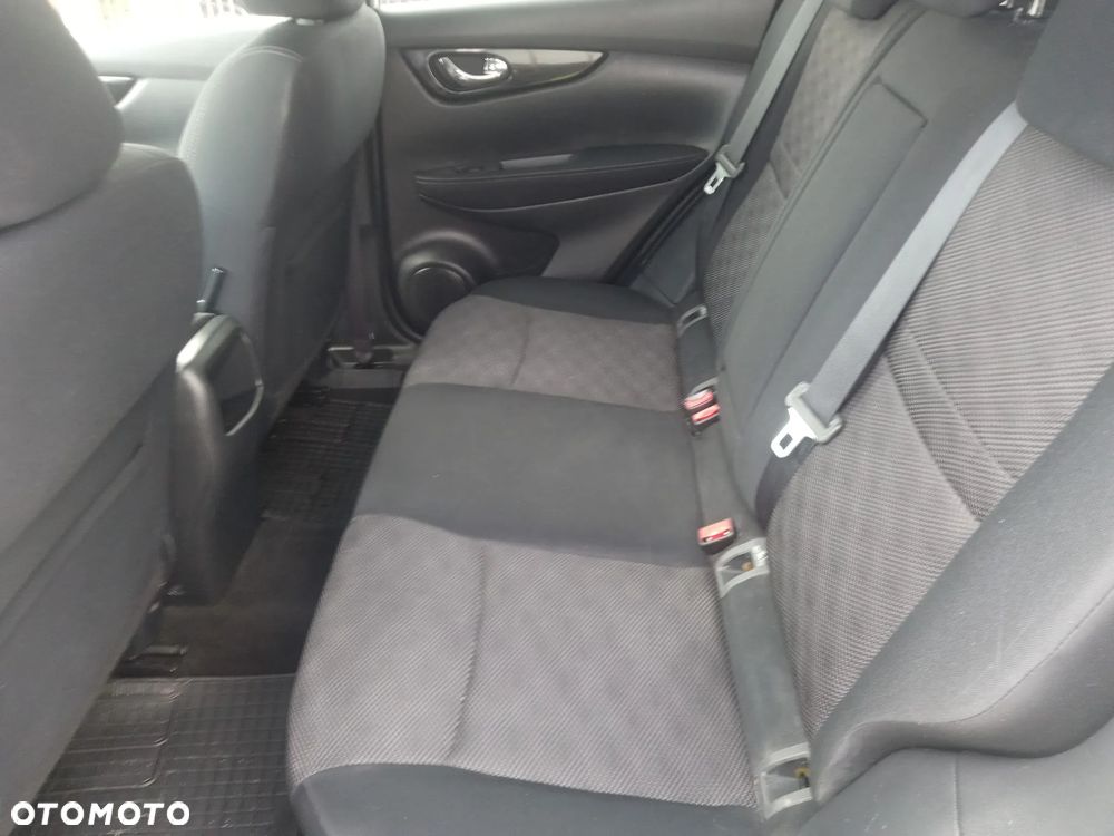 Nissan Qashqai - 12
