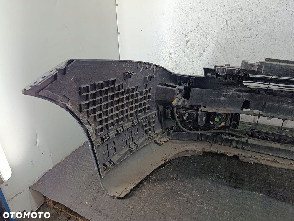 ZDERZAK PRZÓD CITROEN C6 EZW - 11