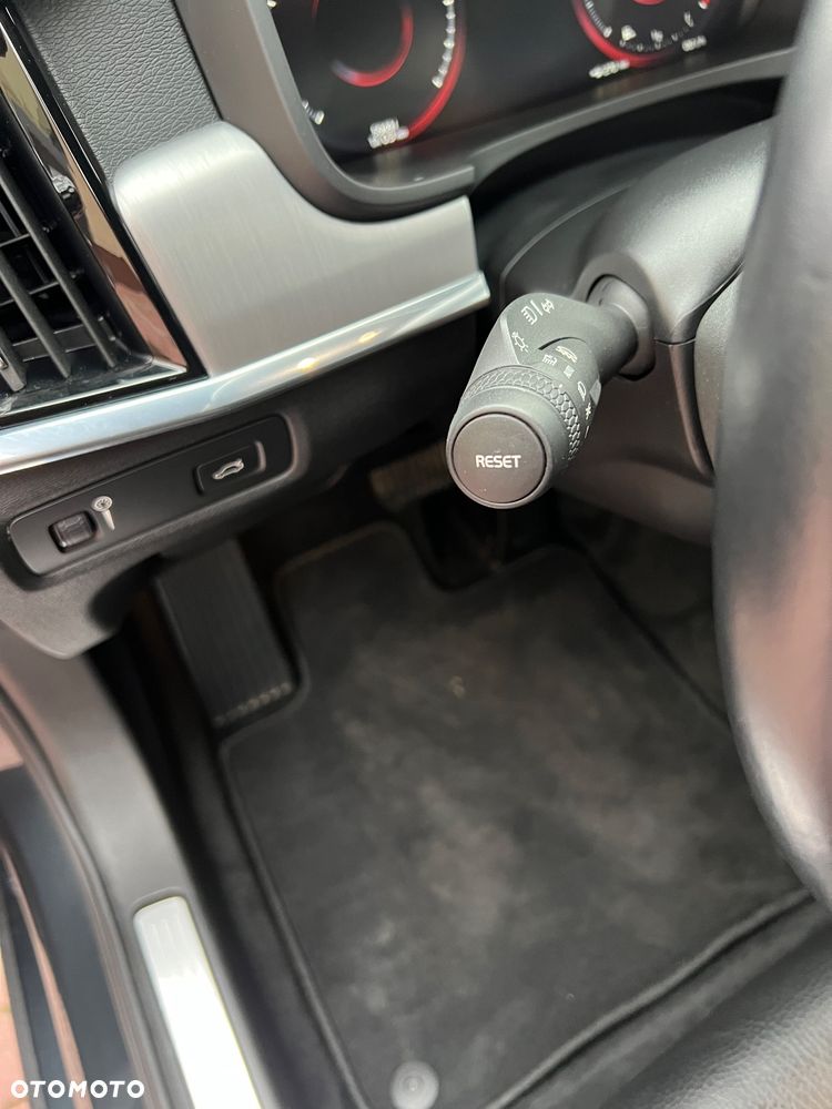 Volvo V90 D3 Geartronic Momentum - 25