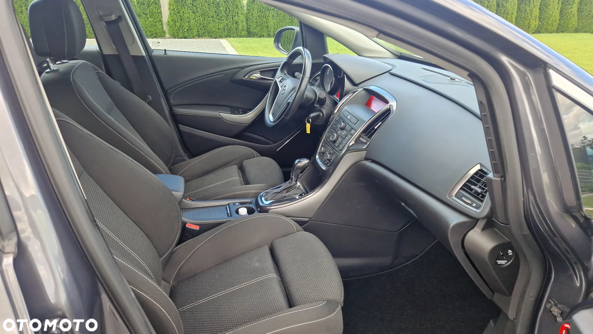 Opel Astra 1.6 Automatik Cosmo - 8