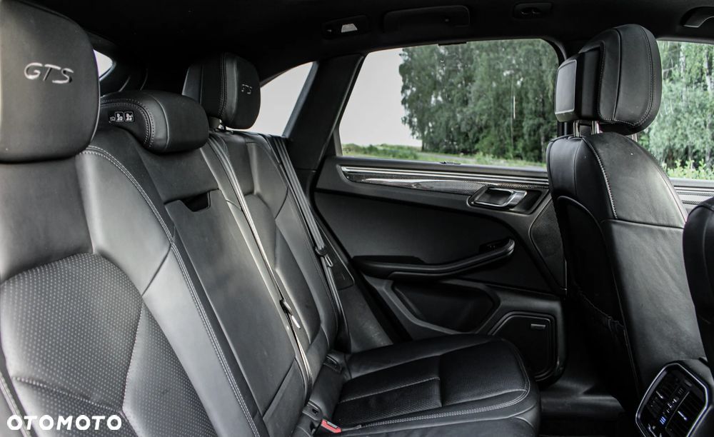 Porsche Macan GTS - 36