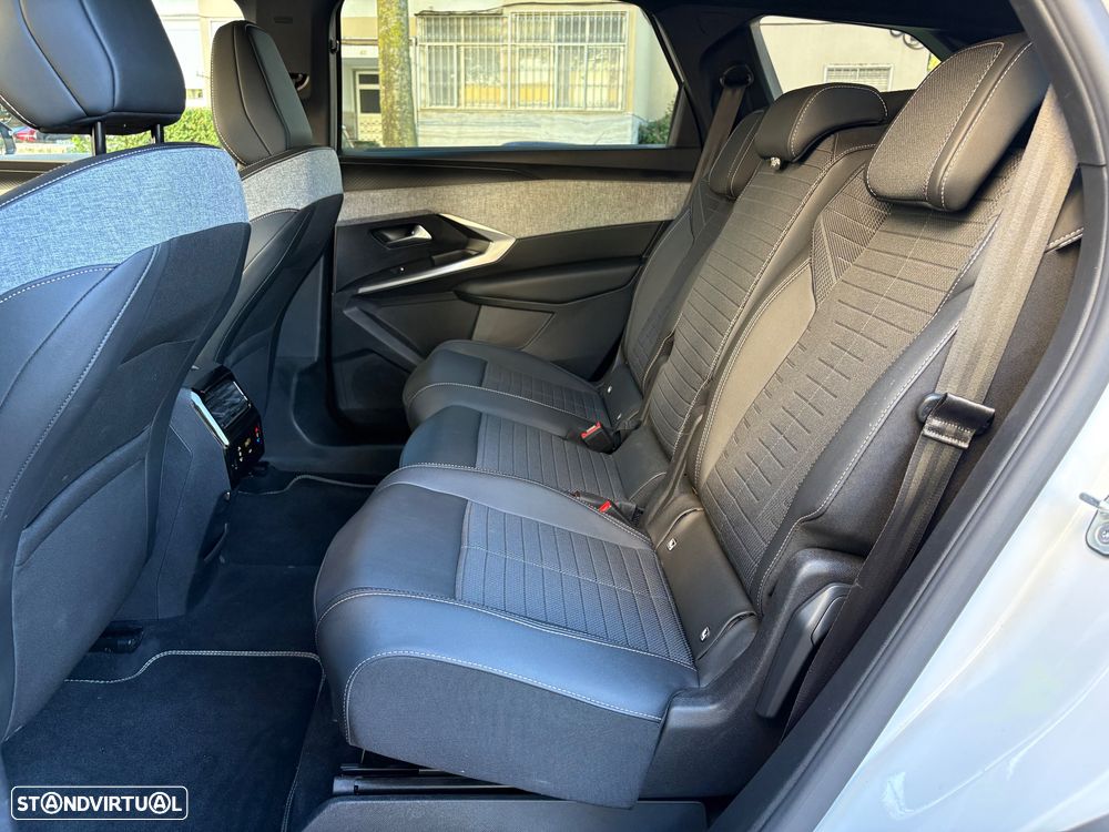 Peugeot 5008 1.2 Hybrid Allure e-DCS6 - 22