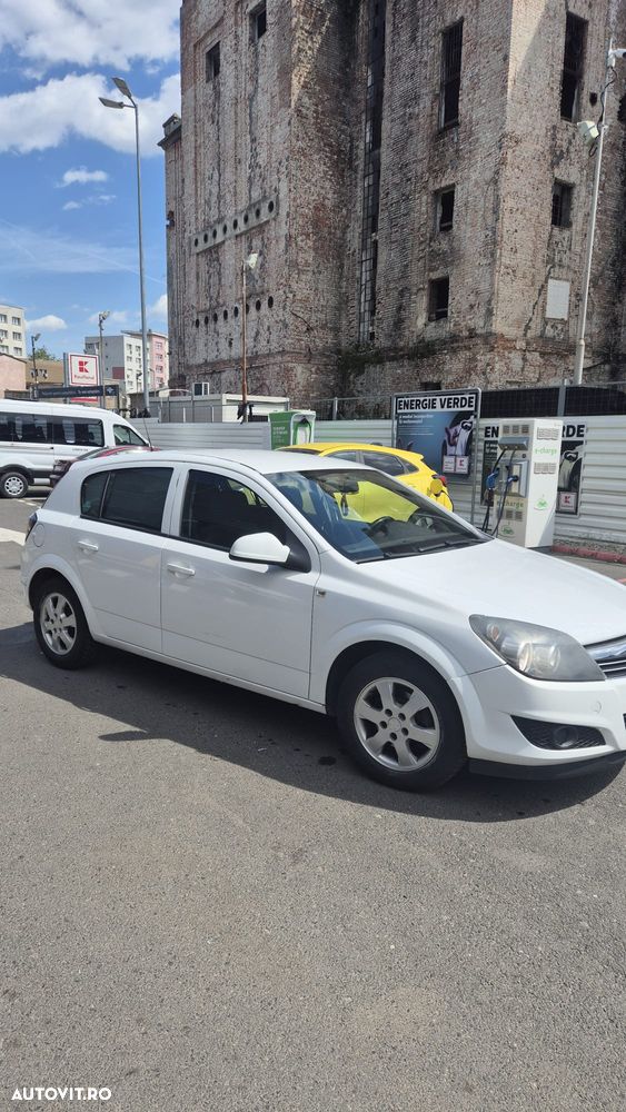 Opel Astra 1.6 - 5