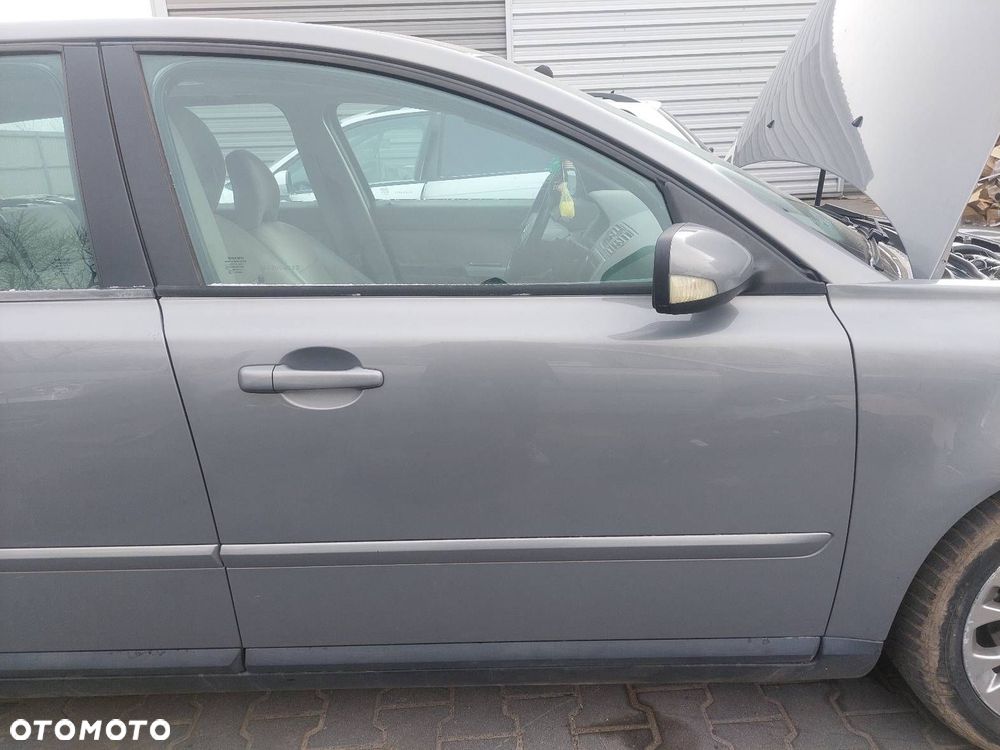 DRZWI KOMPLETNE PRAWY PRZÓD VOLVO V50 I 426-46 - 1