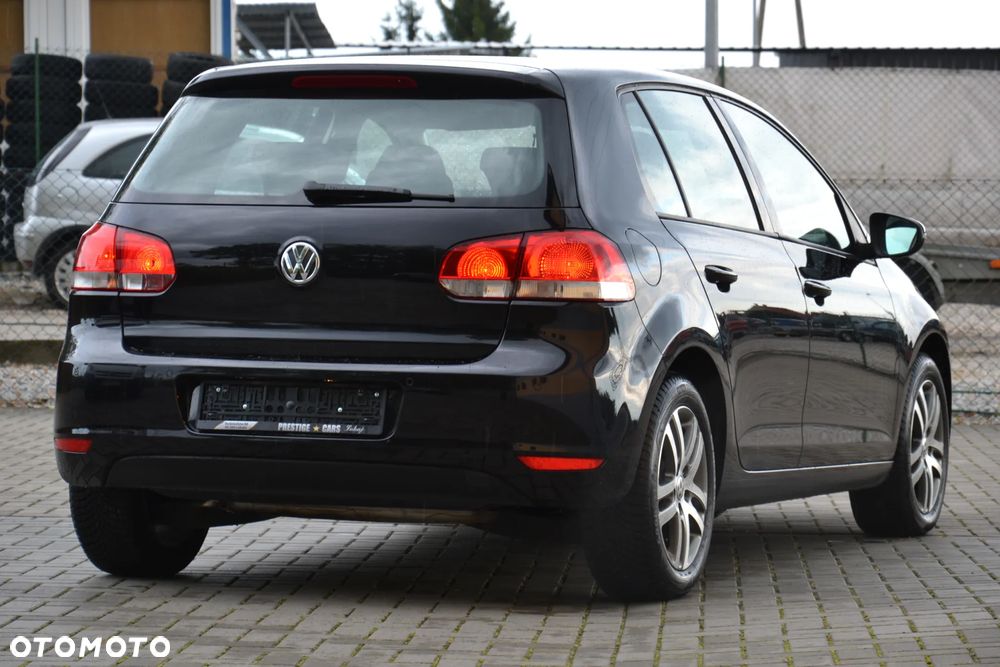 Volkswagen Golf VI 1.4 Comfortline - 11